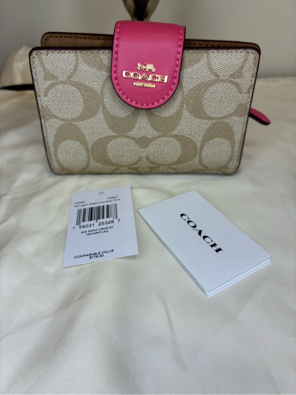 Coach Signature Medium Corner Zip Wallet light Khaki and confetti pink